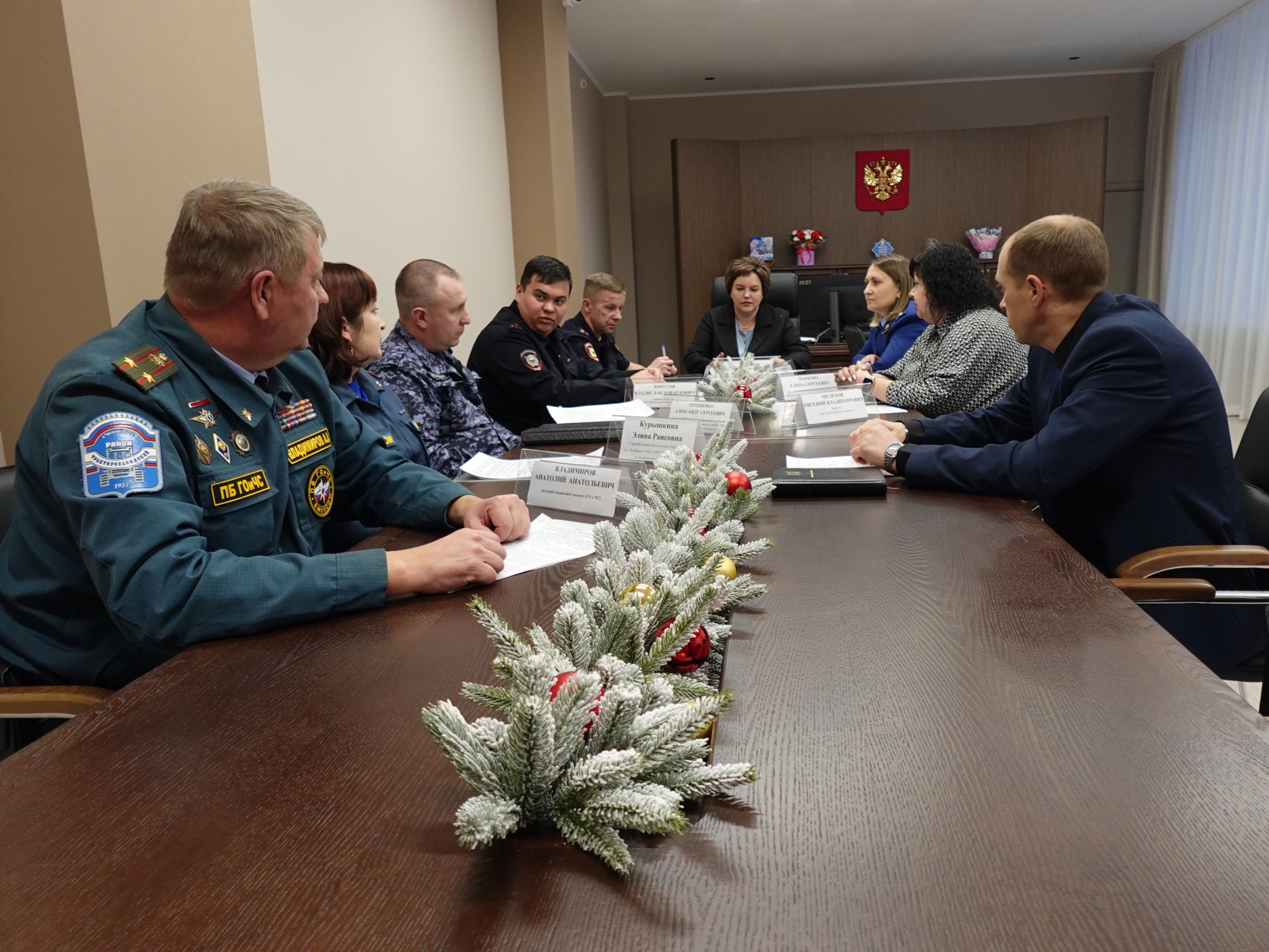 Состоялось межведомственное совещание по вопросам безопасности в новогодние праздники