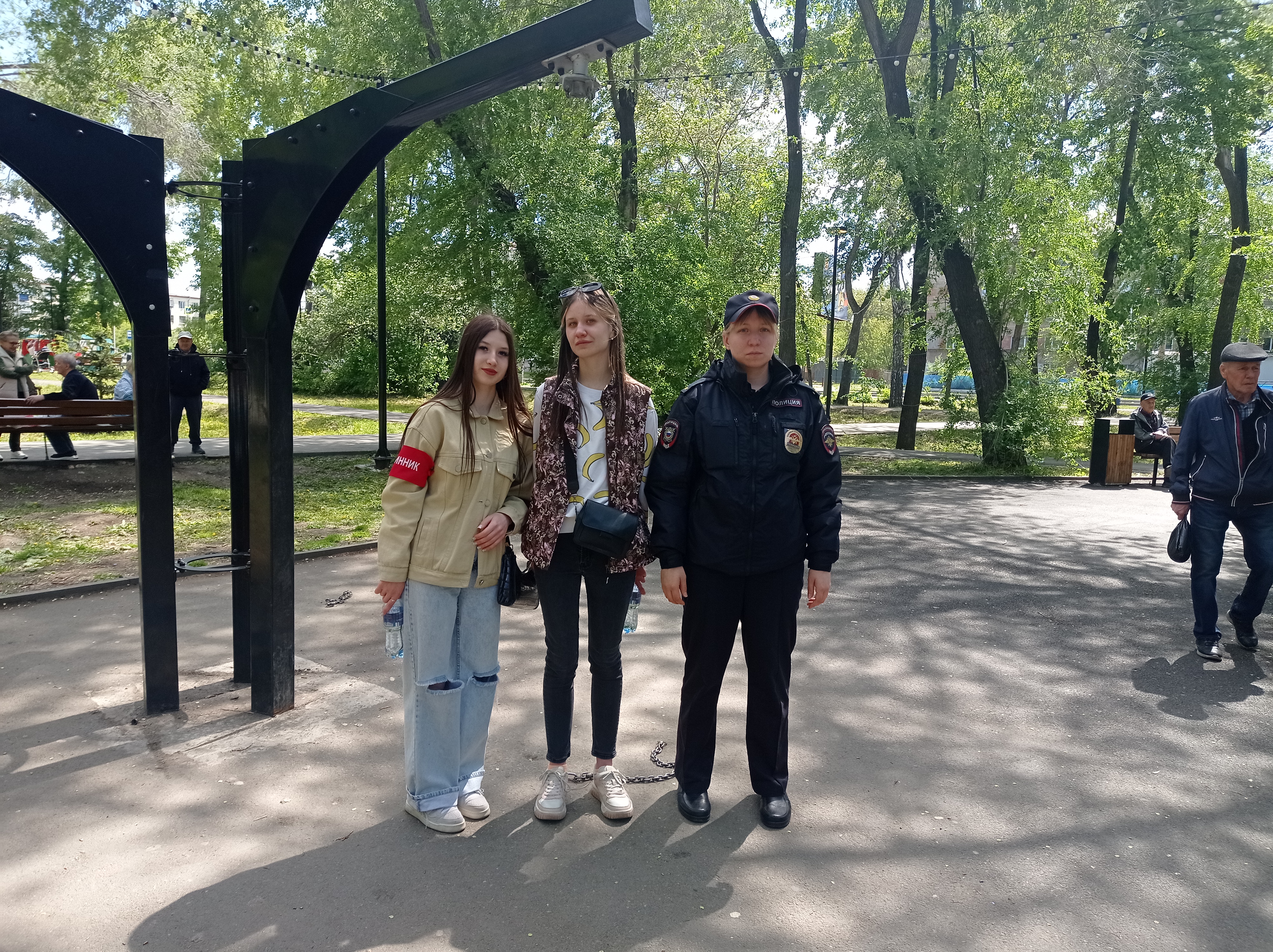 Совместно с сотрудниками полиции дружинники патрулируют улицы Тракторозаводского района