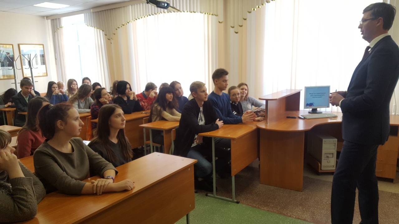 Депутат Александр Павлюченко  провел Единый урок прав человека
