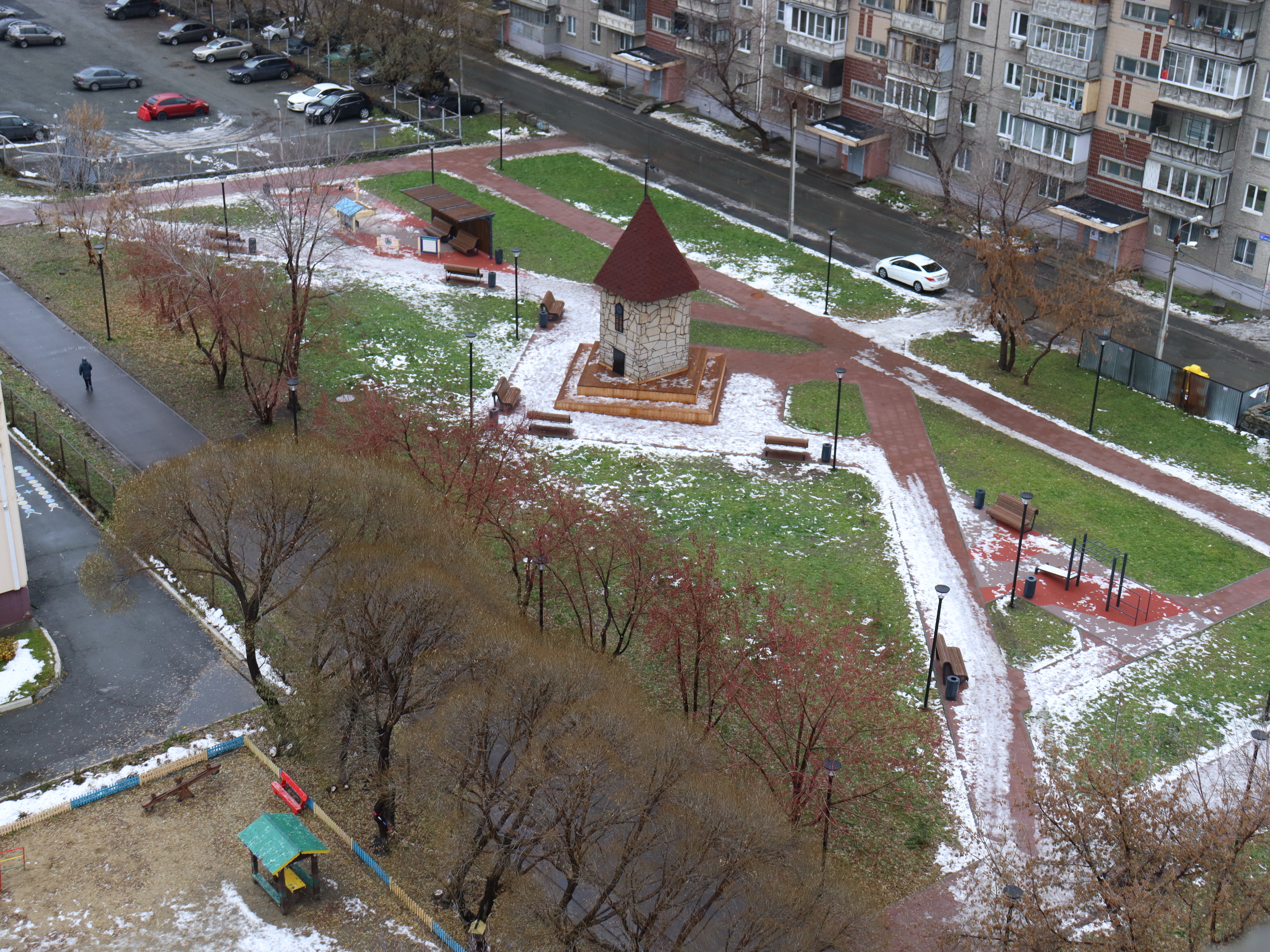 Сквер на ул. Южноуральская, 13