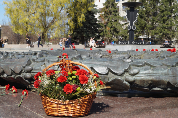 На 55-й юбилейной городской «Вахте Памяти» Тракторозаводский район представила школа № 19