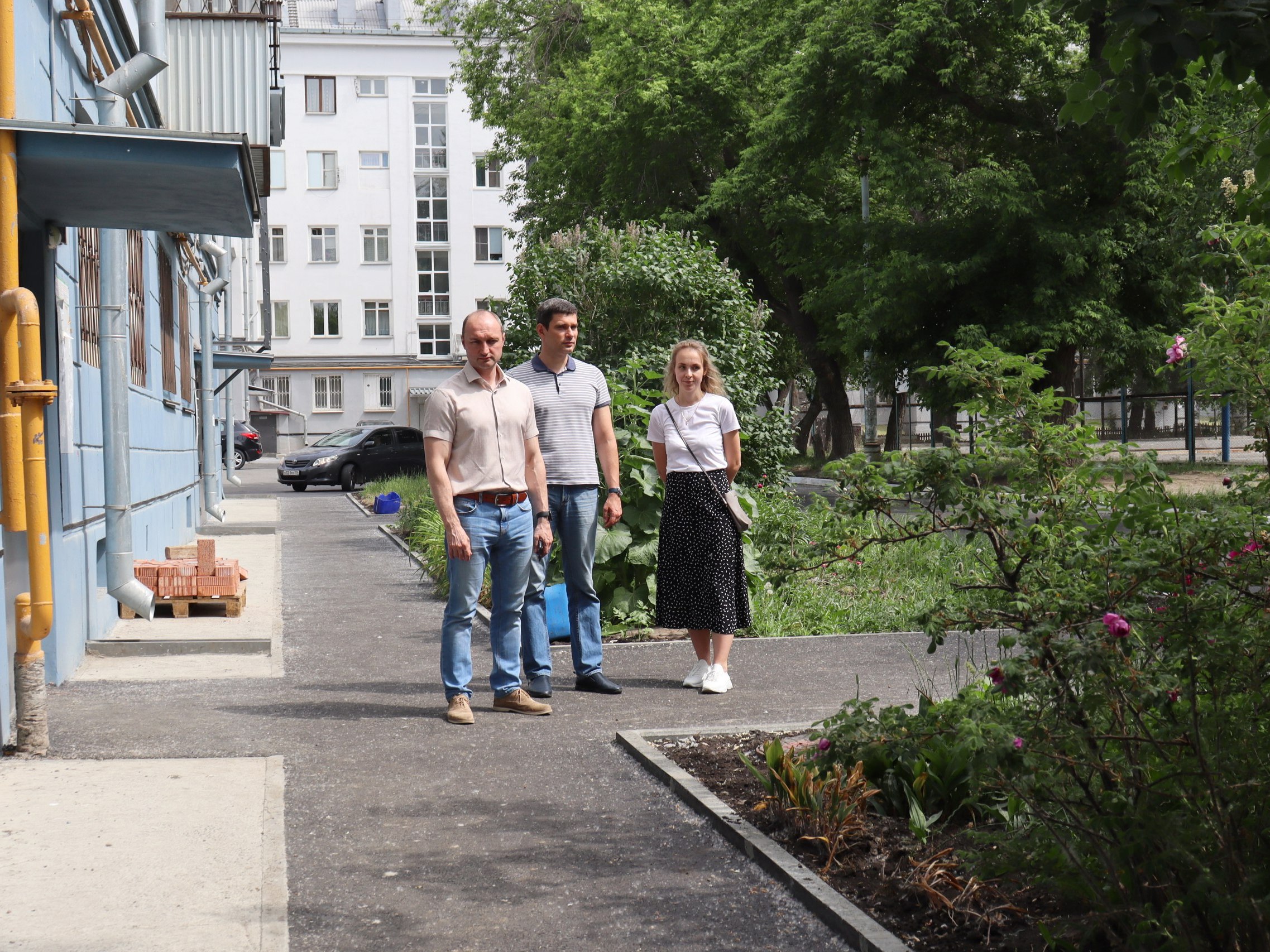 Глава района Юрий Кузнецов продолжает объезд территорий, где проводятся работы по благоустройству