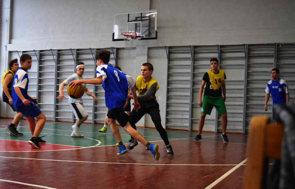 Районный турнир по баскетболу, посвященный 100-летию комсомола среди студенческих команд
