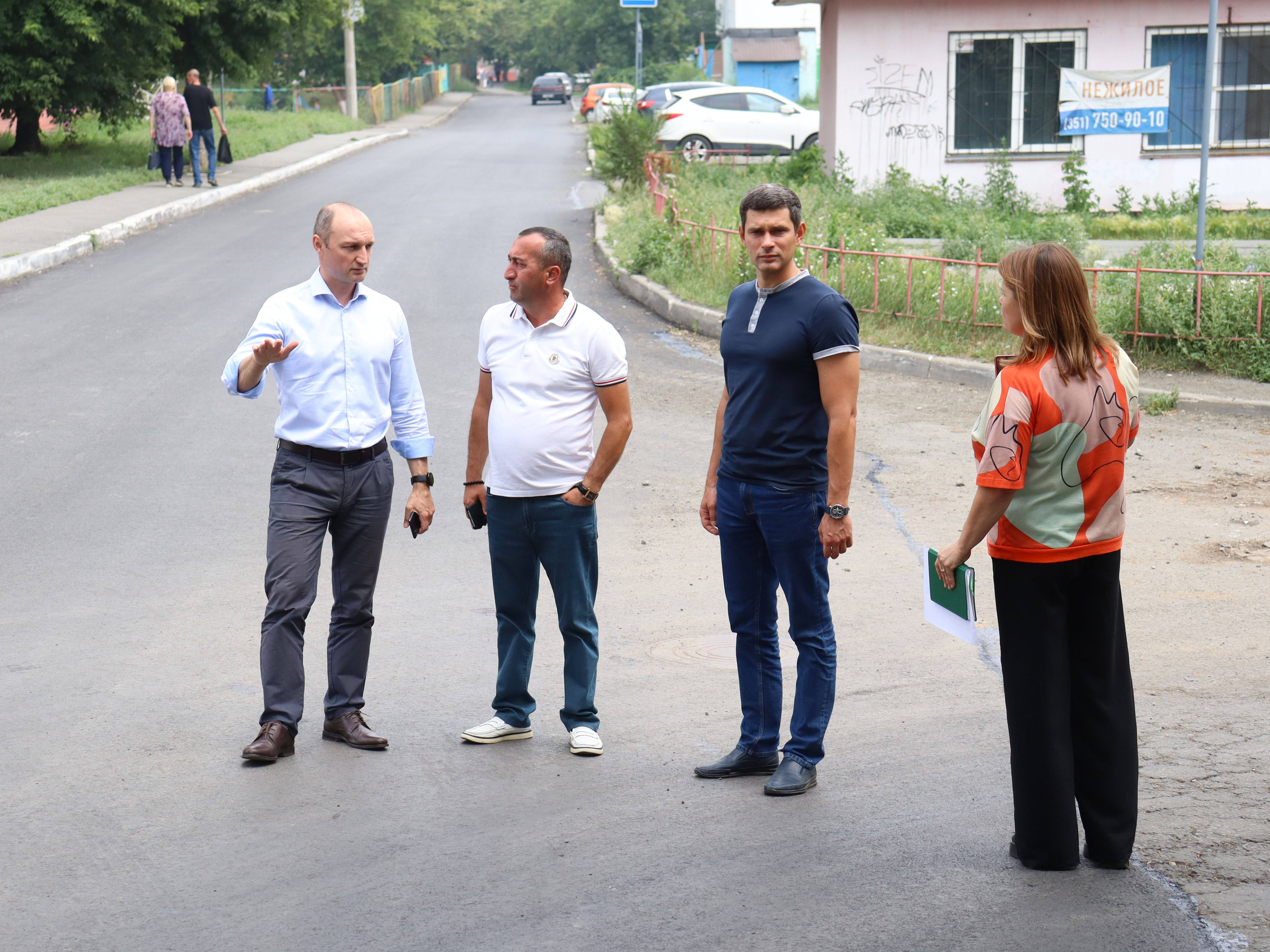 В Тракторозаводском районе завершаются работы по ремонту межквартальных проездов