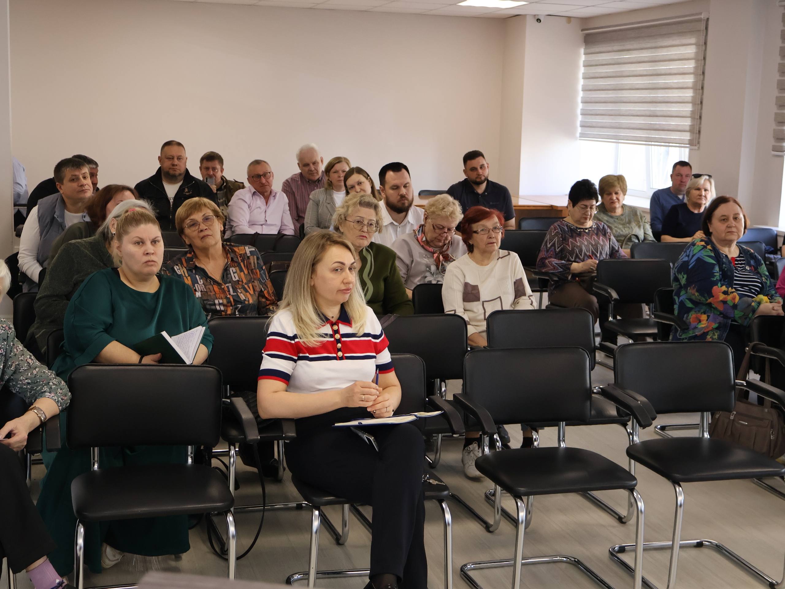 В Тракторозаводском районе стартовал сезон субботников