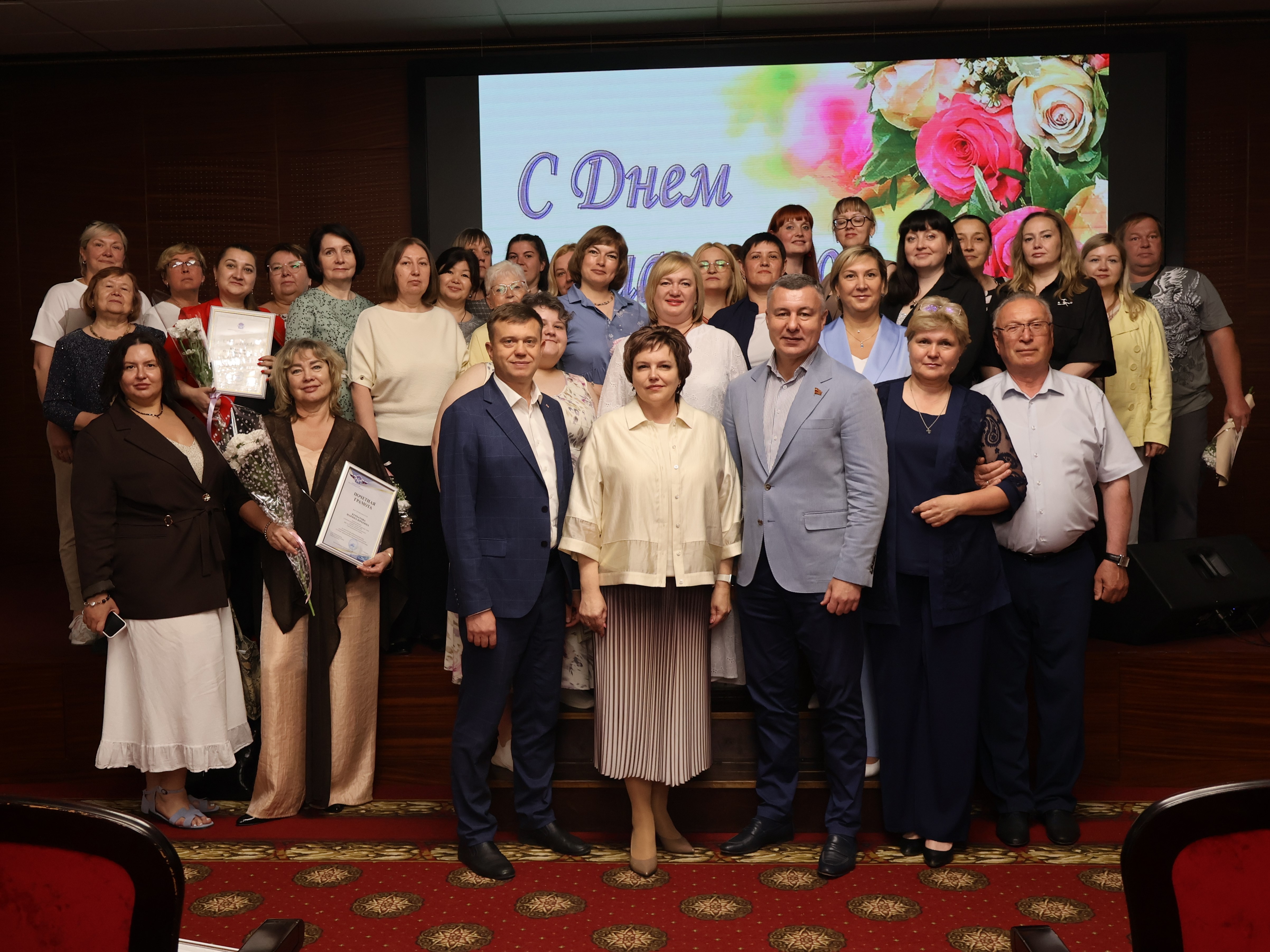 В Гранд-отеле «Видгоф» отметили День социального работника