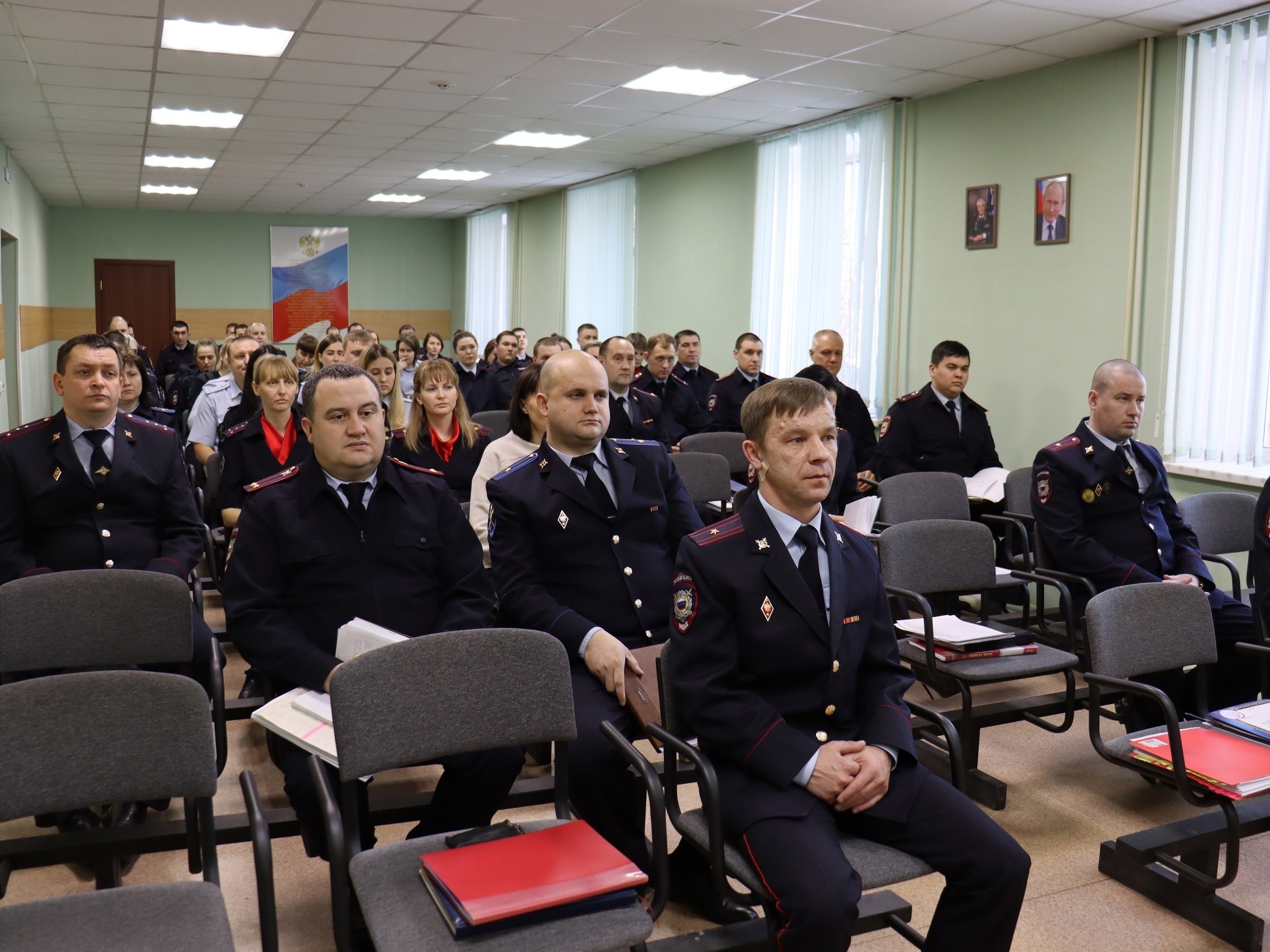 В ОП "Тракторозаводский" УМВД России по г. Челябинску подвели итоги оперативно-служебной деятельности 