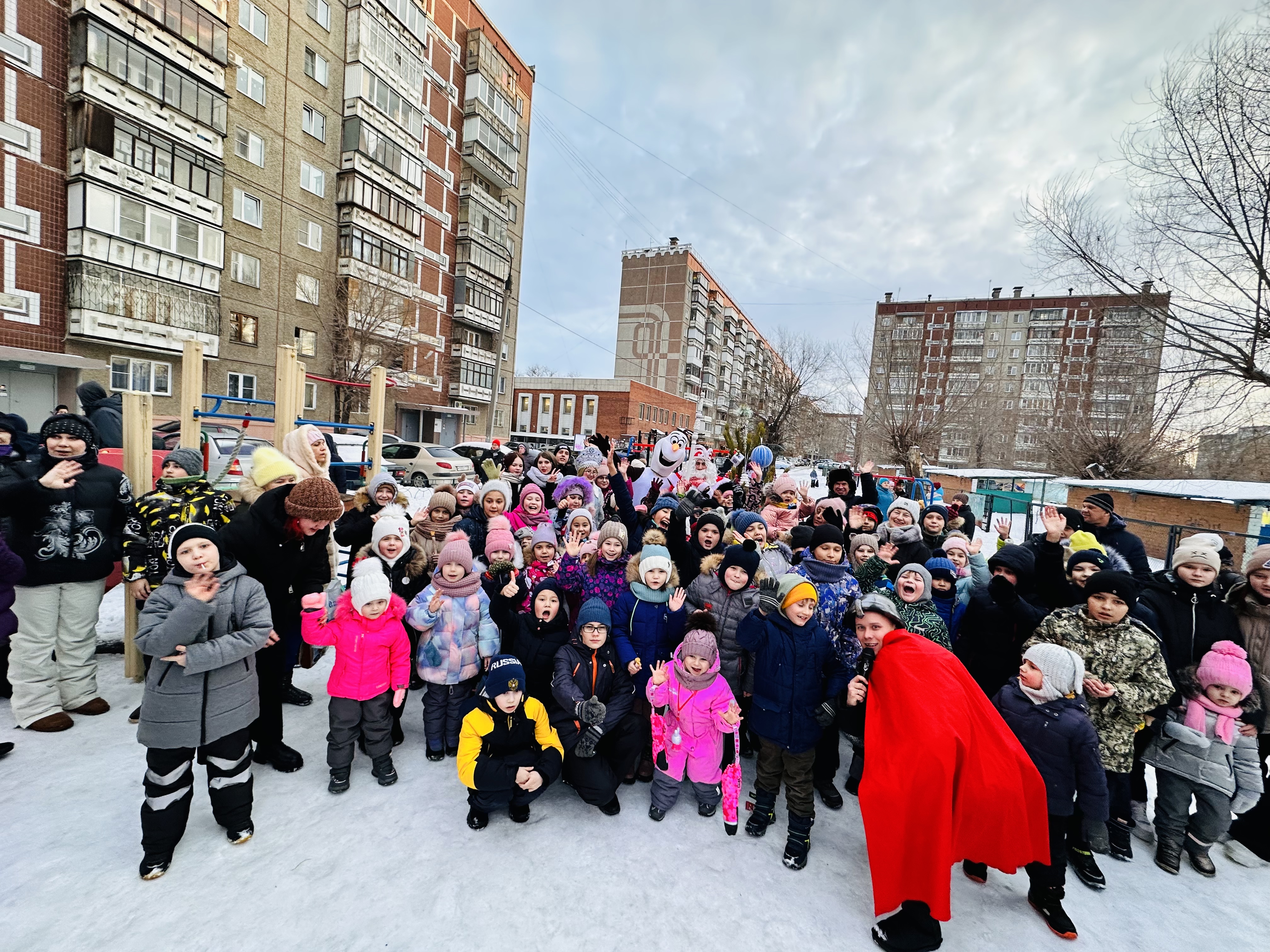 В праздничные дни в районе проходили Праздники Двора